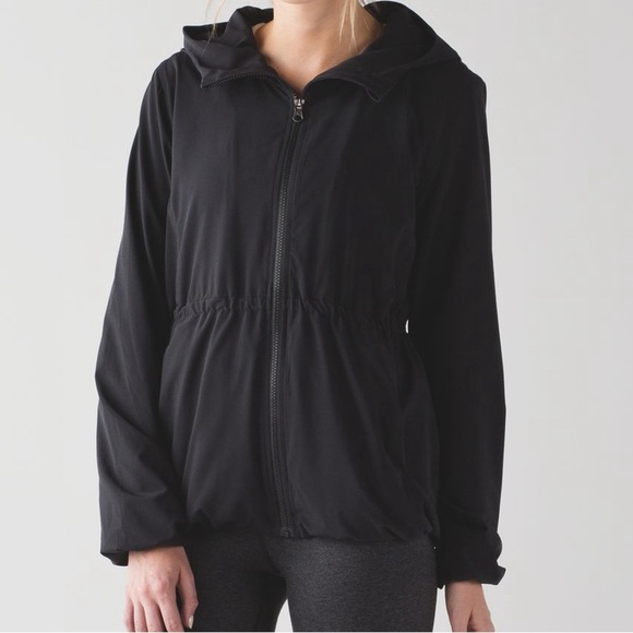 Lululemon Belle Black Zip-Up Hooded Jacket size 4 - Picture 1 of 5